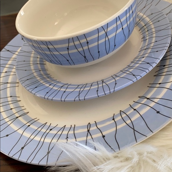 Gibson Home Classic Blue 12 Piece Dinnerware Set, - Picture 3 of 4